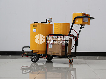 翔工手扶瀝青灌縫機(jī)，您的路面養(yǎng)護(hù)“專家”