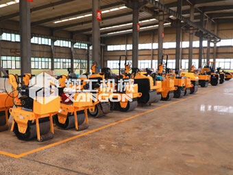 小型壓路機(jī)磨合期在操作過程中應(yīng)該注意哪些細(xì)節(jié)？