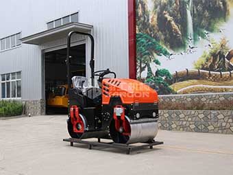 壓路機生產(chǎn)廠家解析市場不穩(wěn)定的原因是什么呢？