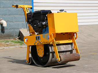 適合公路養(yǎng)護(hù)的小型壓路機(jī)真的挺不錯！