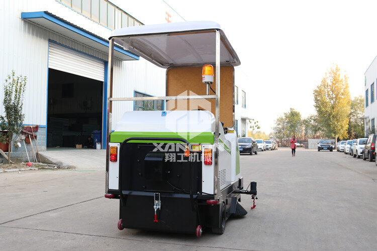 電動掃地車生產(chǎn)廠家告訴你掃地機(jī)購買的必要性！